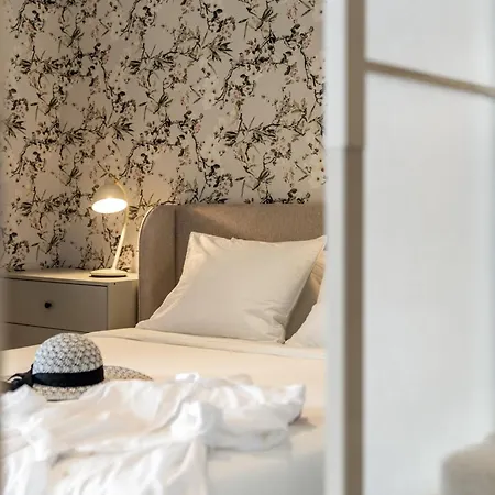 Monumental 10 By An Island Funchal (Madeira)