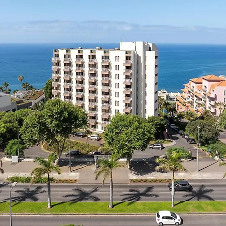 Monumental 10 By An Island * Funchal (Madeira)