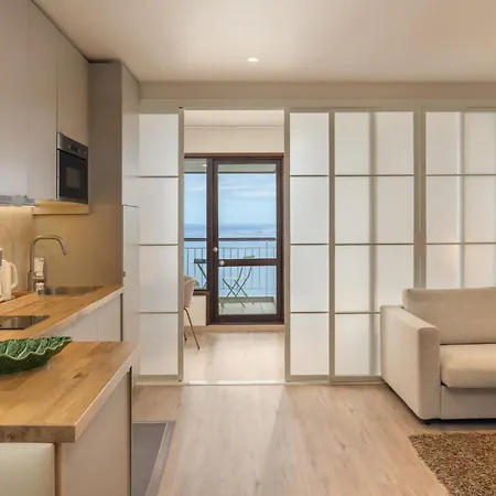 Monumental 10 By An Island