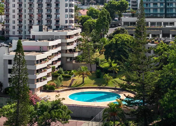 Monumental 10 By An Island Funchal (Madeira)